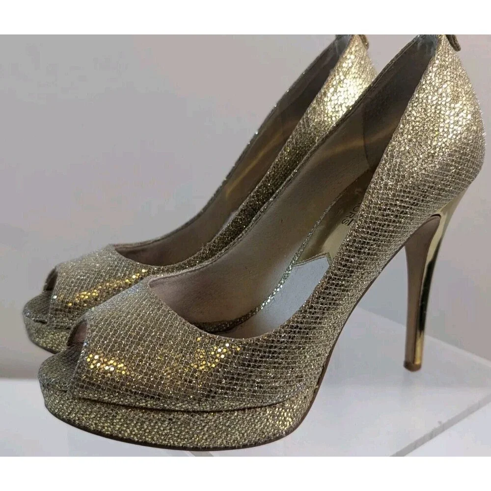 Michael Kors York Platform Gold Metallic Leather Size - 6M